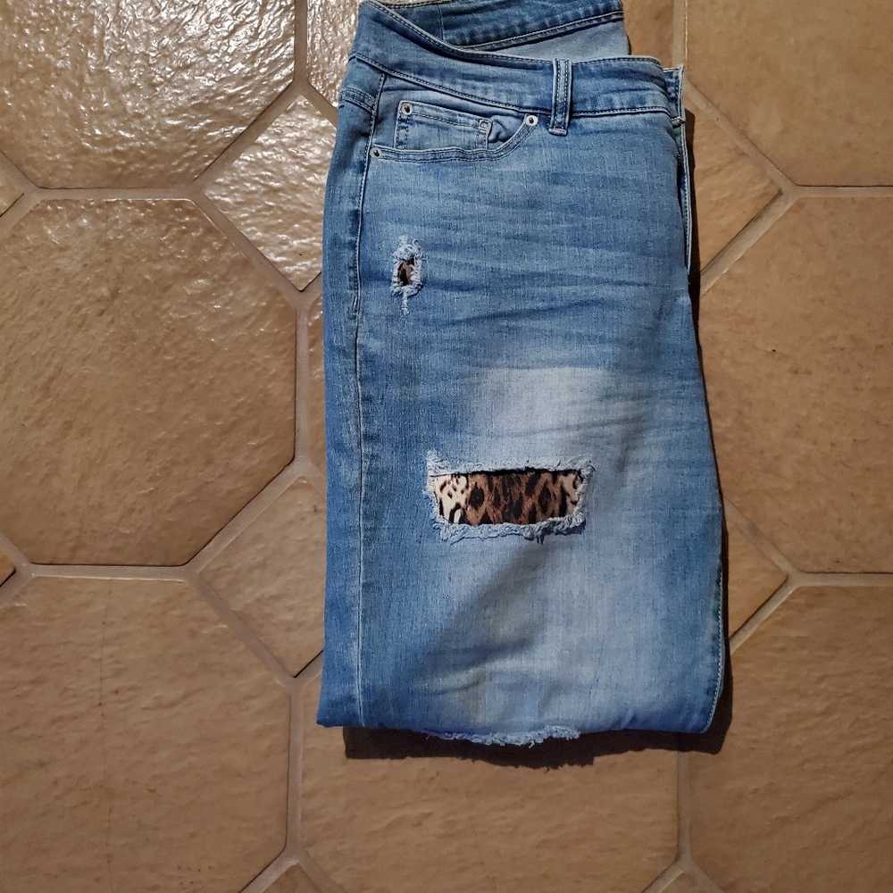 I-N-C Boyfriend Jeans - image 5